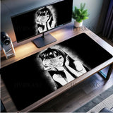 Black and white Mouse Pad Cute HD branco Desk Pad Extended Gaming Keyboard Mats Large XXL Gamer Collage Horror Anime Mousepad